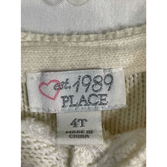 Children’s Place 4T girls sweater - Picture 3 of 3